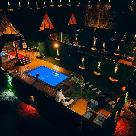 Mert Bungalov-ay Evi