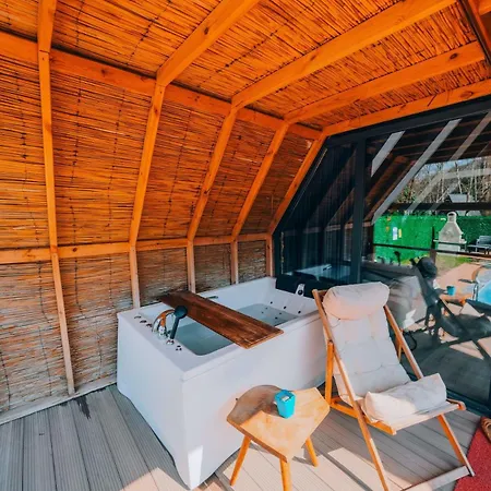 Dom wakacyjny Mert Bungalov-ay Evi Sapanca